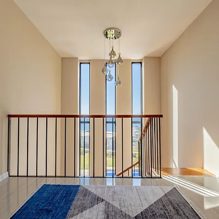 Naya Villa