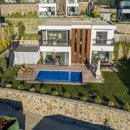 Naya Villa *
